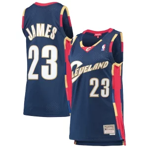Práctico LeBron James Cleveland Cavaliers Women's Hardwood Classics Swingman Jersey Navy